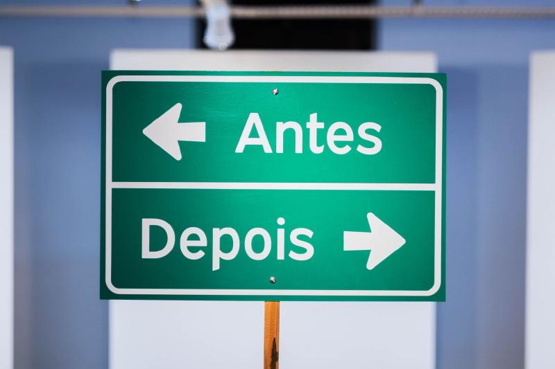 Sinal de trânsito (antes/depois)